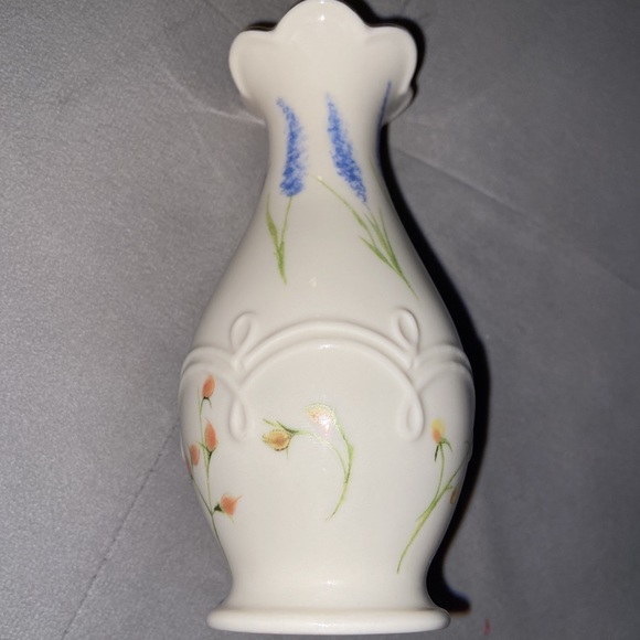 Lenox Other - Vintage LENOX Bud FLORAL Vase lavender